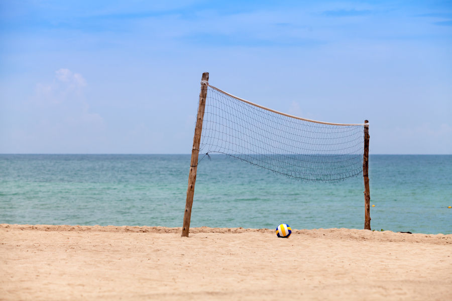 beach volleyball in Santa Monica