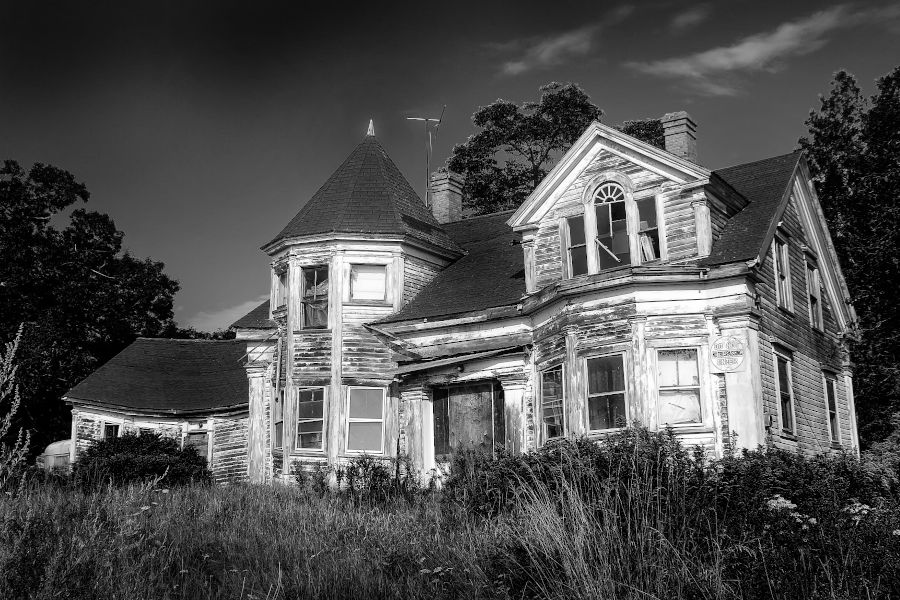 haunted places in Santa Monica